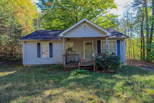 6.59 Acres of Residential Land for Auction in Monterey, Tennessee