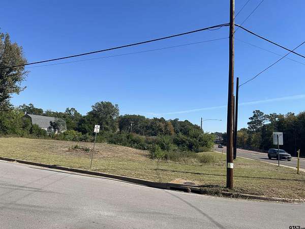 0.43 Acres of Residential Land for Sale in Tyler, Texas