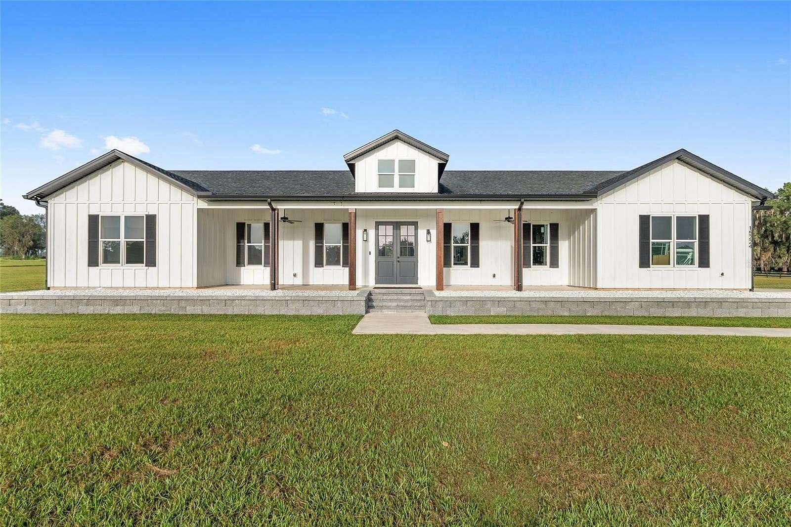 10.4 Acres of Land with Home for Sale in Reddick, Florida