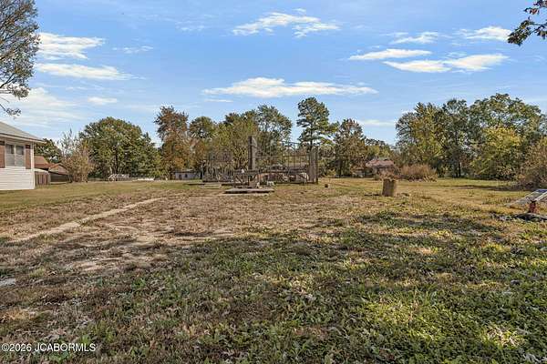 0.25 Acres of Residential Land for Sale in Stover, Missouri