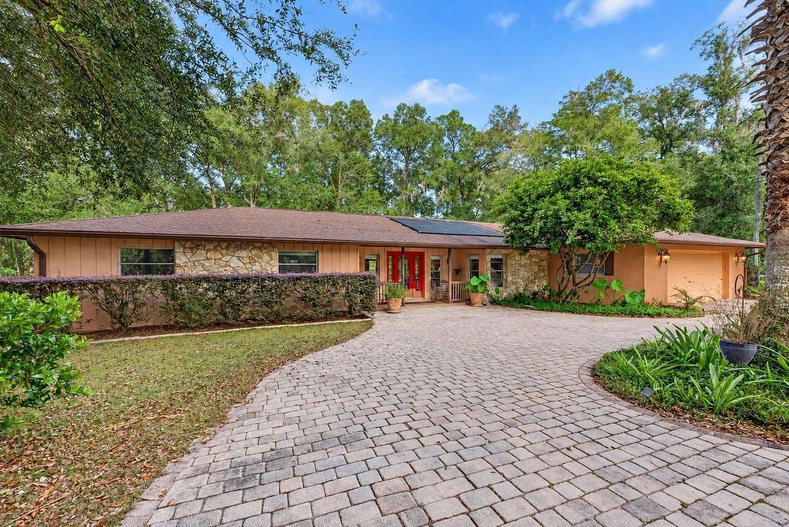 5.3 Acres of Land with Home for Sale in Ocala, Florida