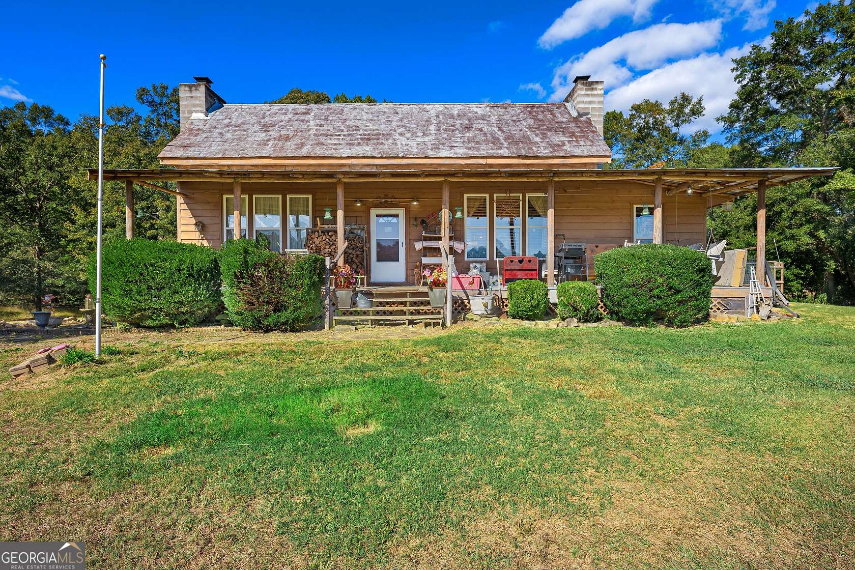 32.2 Acres of Recreational Land with Home for Sale in Hartwell, Georgia