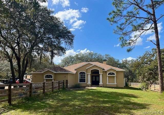 6 Acres of Land with Home for Sale in Beverly Hills, Florida