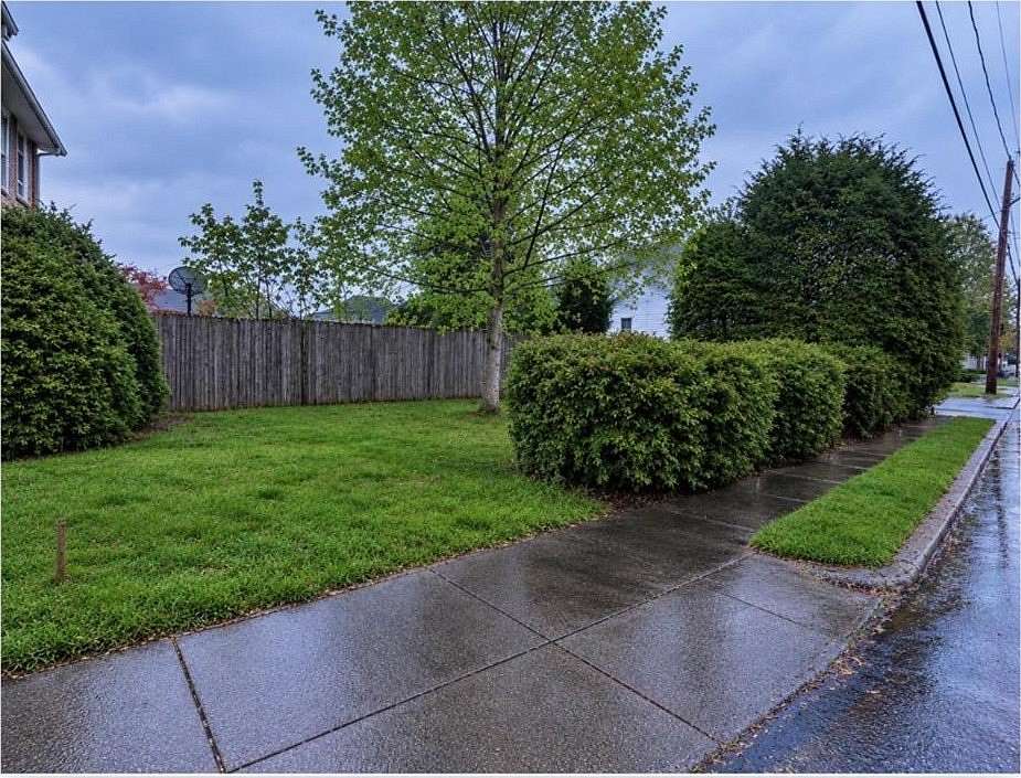 0.12 Acres of Residential Land for Sale in Cranston, Rhode Island