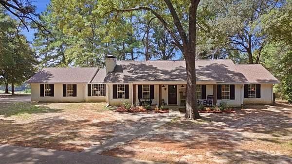 10 Acres of Land with Home for Sale in Rusk, Texas
