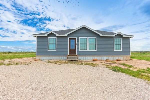 1.5 Acres of Land with Home for Sale in Edcouch, Texas