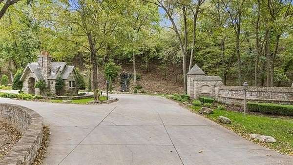 1.52 Acres of Residential Land for Sale in Owasso, Oklahoma
