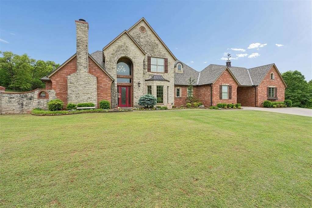 40 Acres of Agricultural Land with Home for Sale in Choctaw, Oklahoma