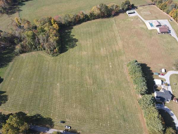 8.64 Acres of Land for Sale in Russell Springs, Kentucky