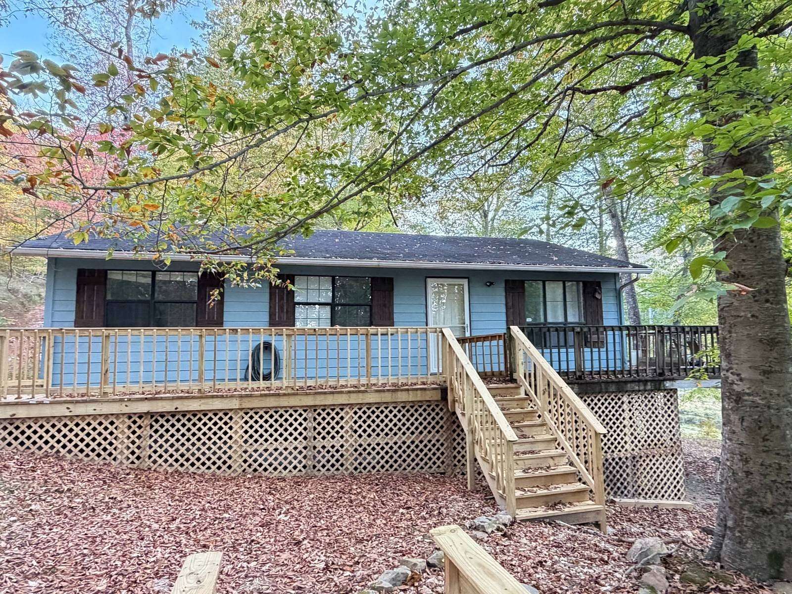 1.5 Acres of Land with Home for Sale in Dunmor, Kentucky