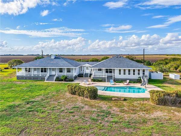 4 Acres of Land with Home for Sale in Bayside, Texas