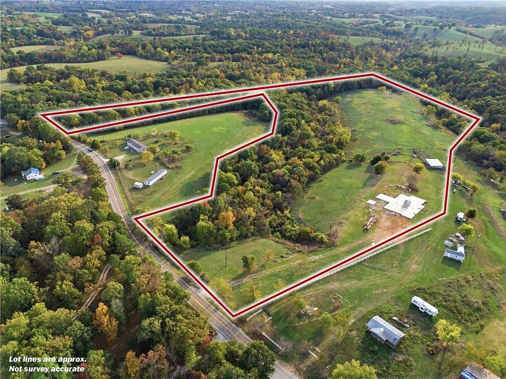 24.8 Acres of Recreational & Residential Land for Sale in Hindsville, Arkansas