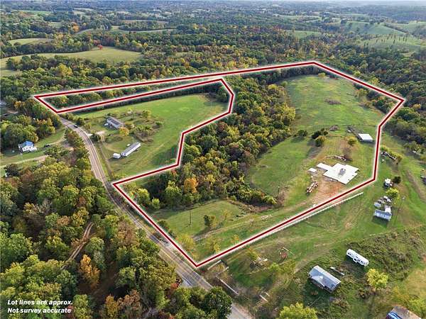 24.8 Acres of Recreational & Residential Land for Sale in Hindsville, Arkansas