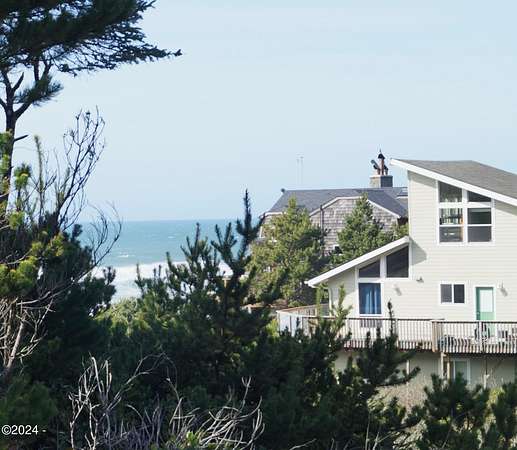 0.28 Acres of Residential Land for Sale in Depoe Bay, Oregon