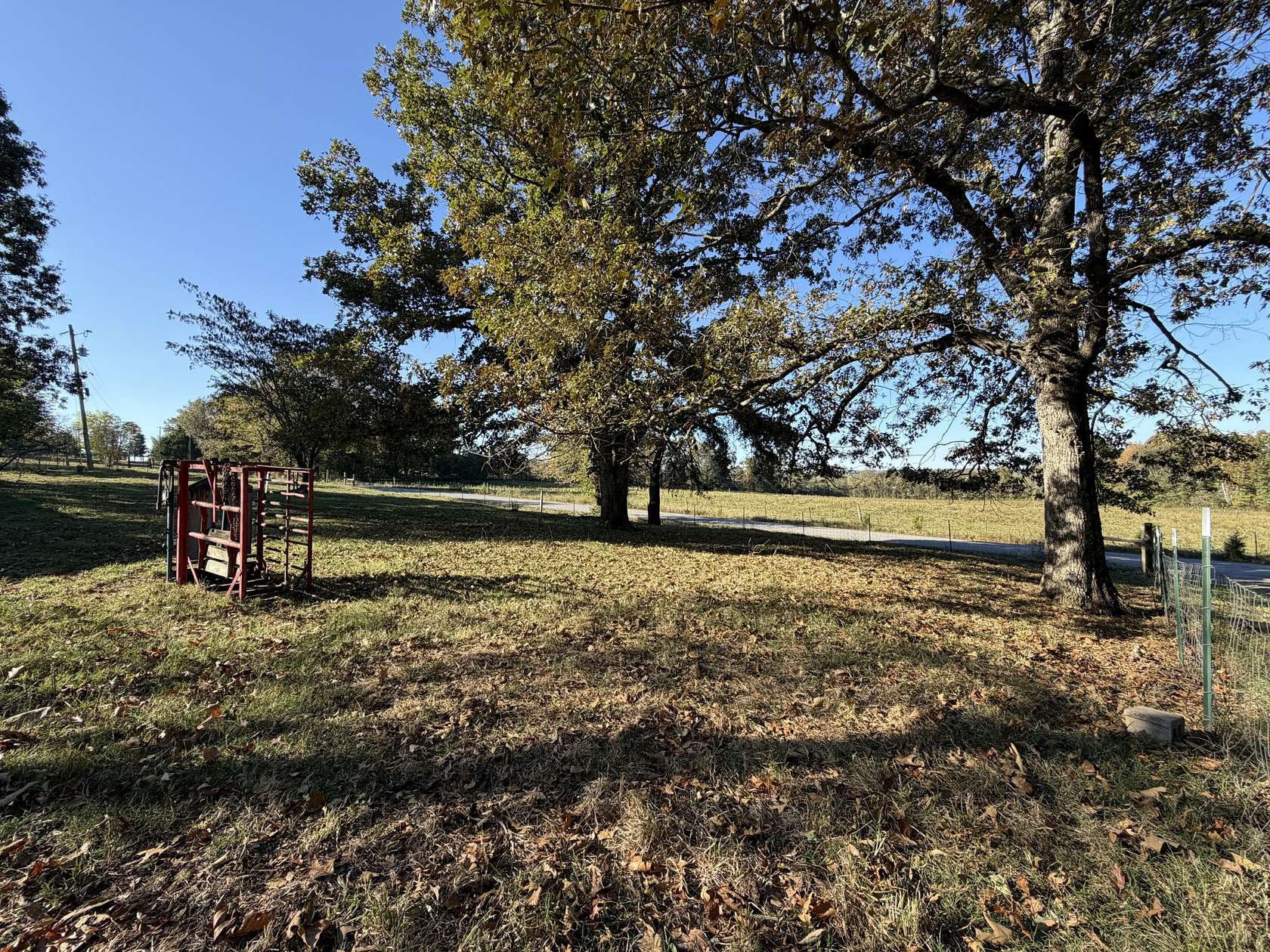 5 Acres of Land with Home for Sale in Hopkinsville, Kentucky