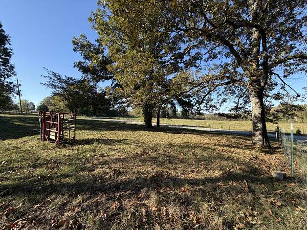 5 Acres of Land with Home for Sale in Hopkinsville, Kentucky