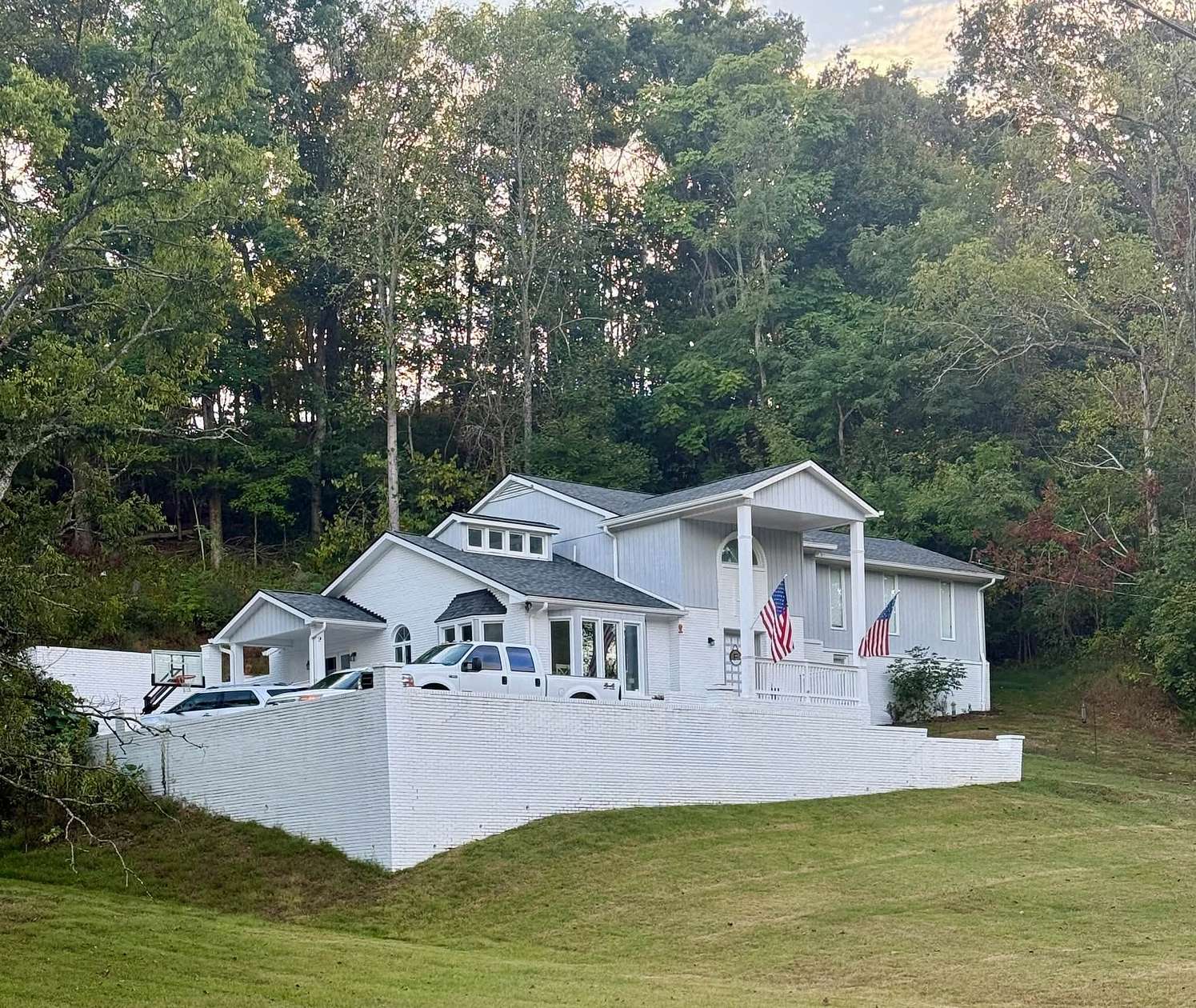 1.8 Acres of Land with Home for Sale in Hendersonville, Tennessee