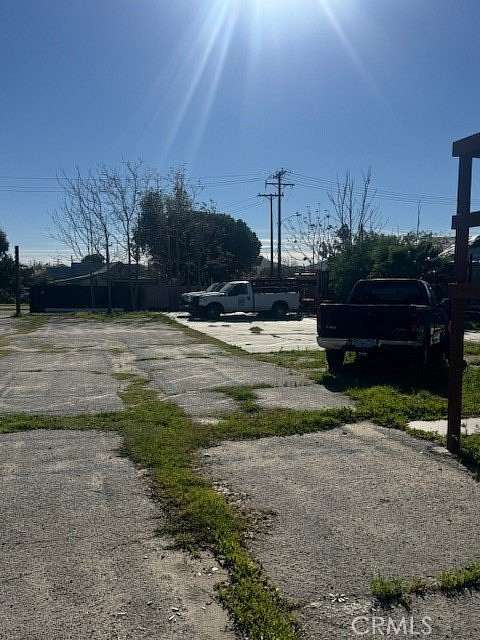 0.5 Acres of Residential Land for Sale in Colton, California