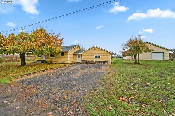 2.28 Acres of Land with Home for Sale in McMinnville, Oregon