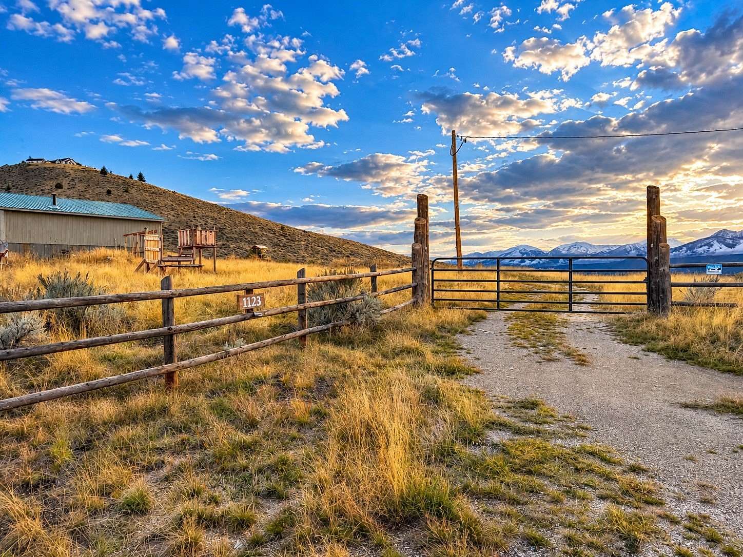 19.9 Acres of Land for Sale in Corvallis, Montana