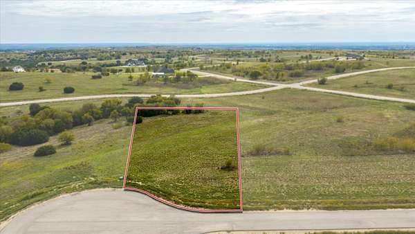 1.8 Acres of Residential Land for Sale in Cresson, Texas