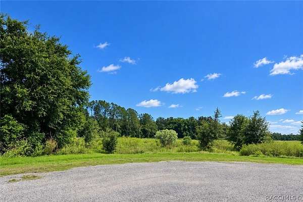 1.1 Acres of Land for Sale in Dade City, Florida