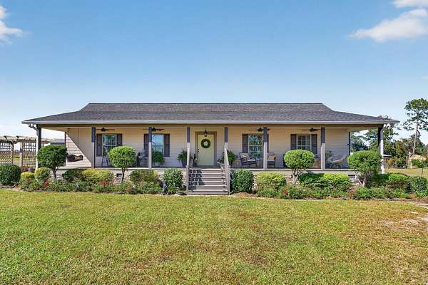 4.4 Acres of Land with Home for Sale in Douglas, Georgia