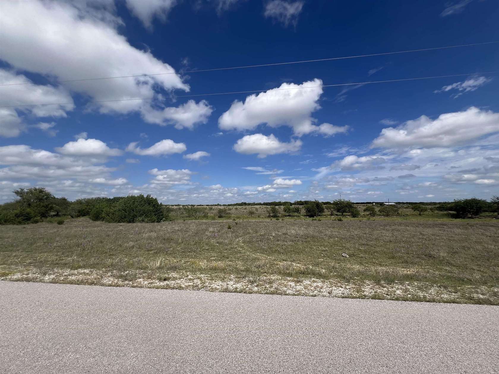 5.5 Acres of Residential Land for Sale in Lampasas, Texas