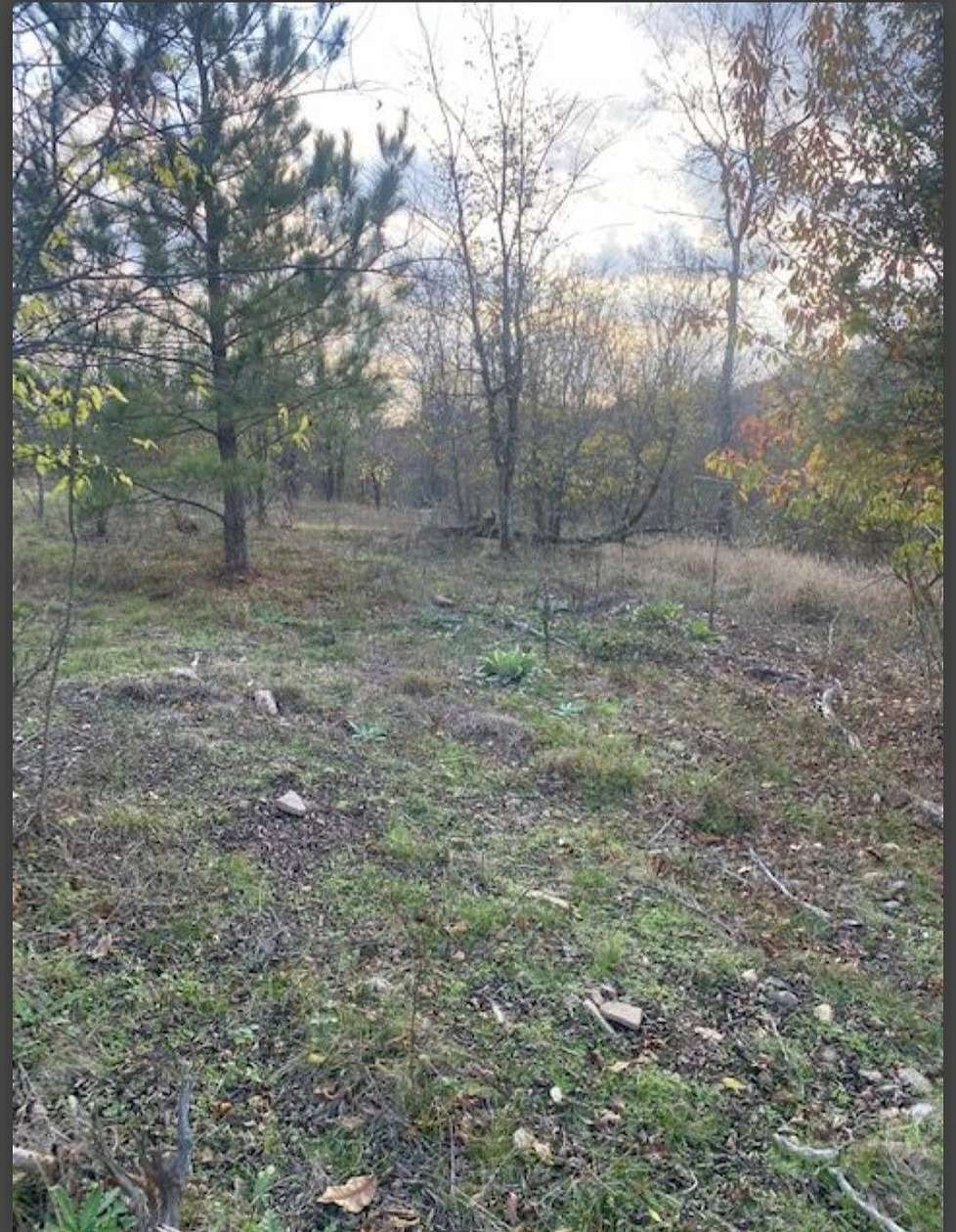 1.58 Acres of Land for Sale in Broken Bow, Oklahoma