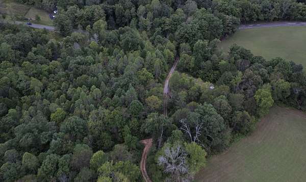 18.6 Acres of Land for Sale in Jamestown, Tennessee