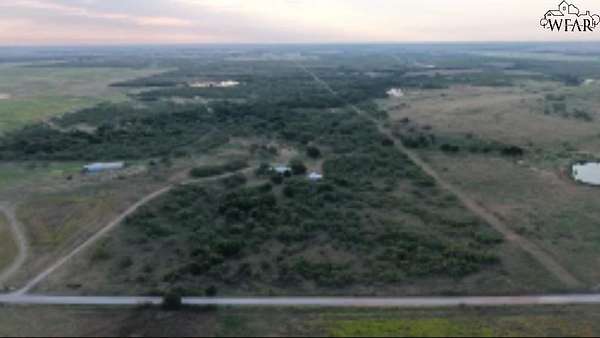 63 Acres of Land with Home for Sale in Henrietta, Texas