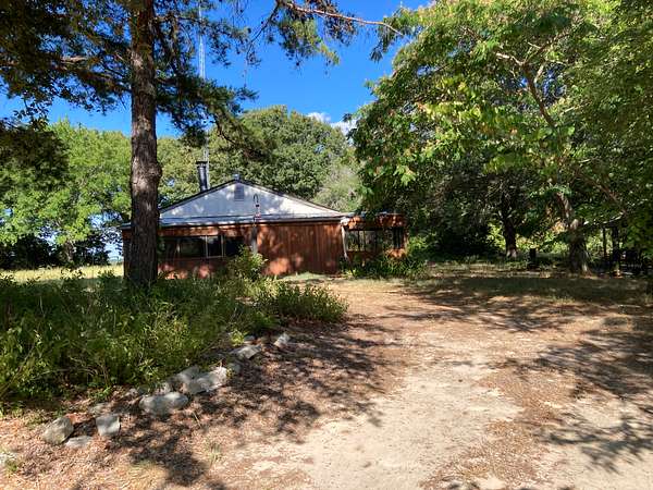 20 Acres of Land with Home for Lease in Ben Wheeler, Texas
