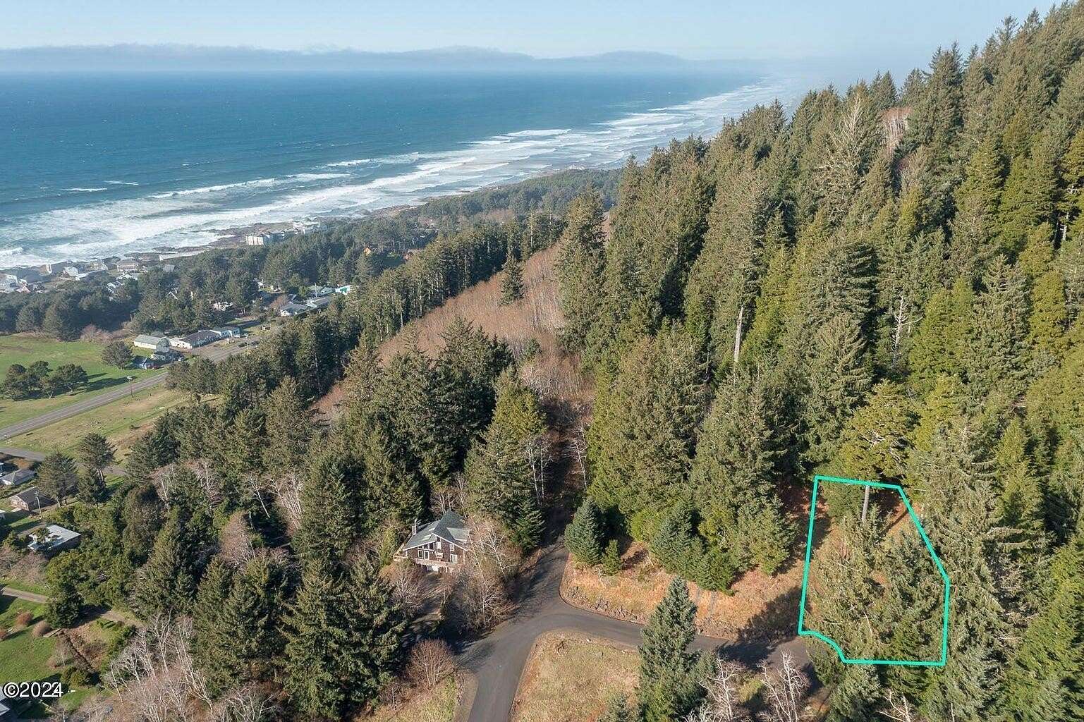 0.22 Acres of Residential Land for Sale in Yachats, Oregon