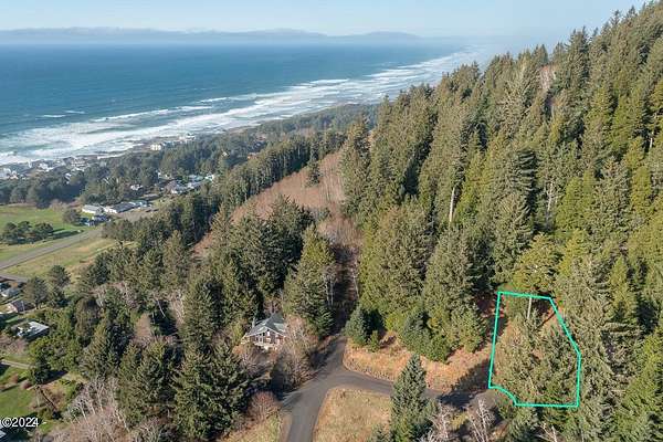 0.22 Acres of Residential Land for Sale in Yachats, Oregon