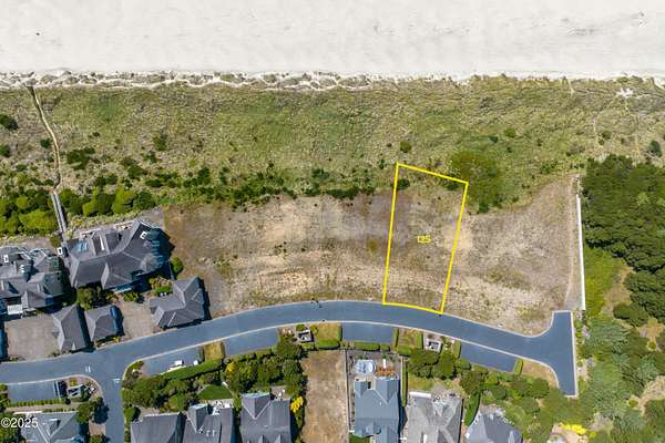 0.27 Acres of Residential Land for Sale in South Beach, Oregon