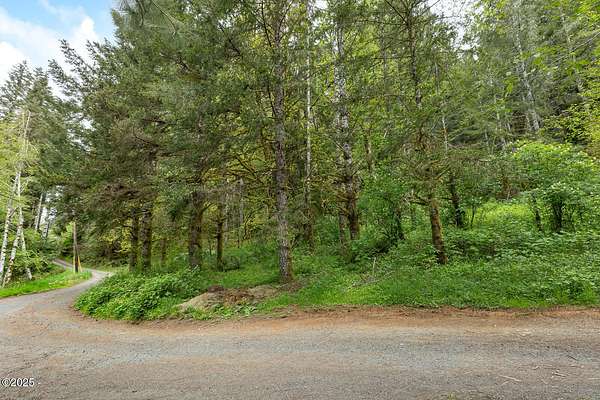 0.26 Acres of Residential Land for Sale in Otis, Oregon