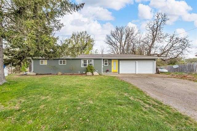 2.55 Acres of Land with Home for Sale in Parma Township, Michigan