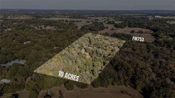 10 Acres of Recreational & Residential Land for Sale in Athens, Texas