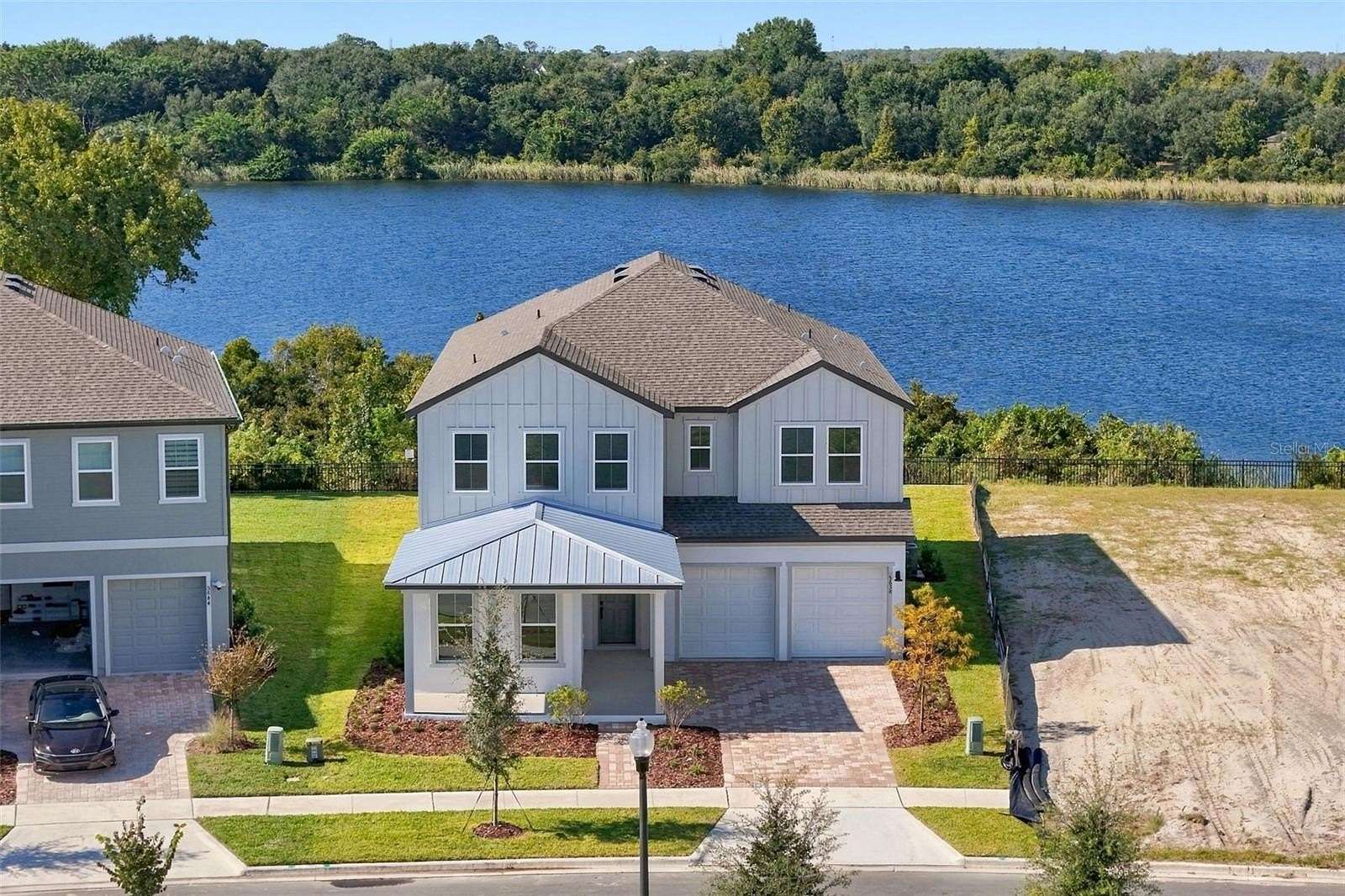 1.52 Acres of Land with Home for Sale in Windermere, Florida