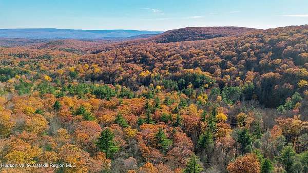 17.1 Acres of Recreational & Residential Land for Sale in Kerhonkson, New York