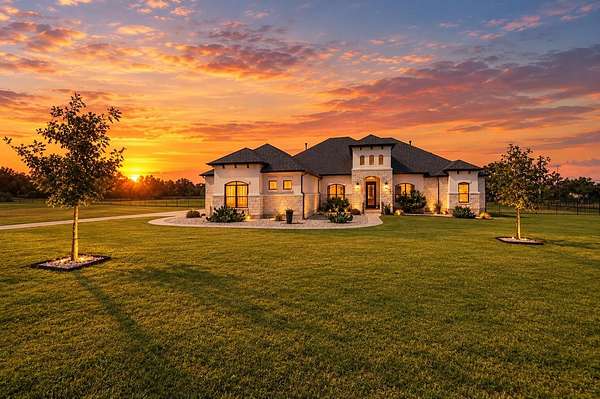 2.7 Acres of Land with Home for Lease in Dripping Springs, Texas