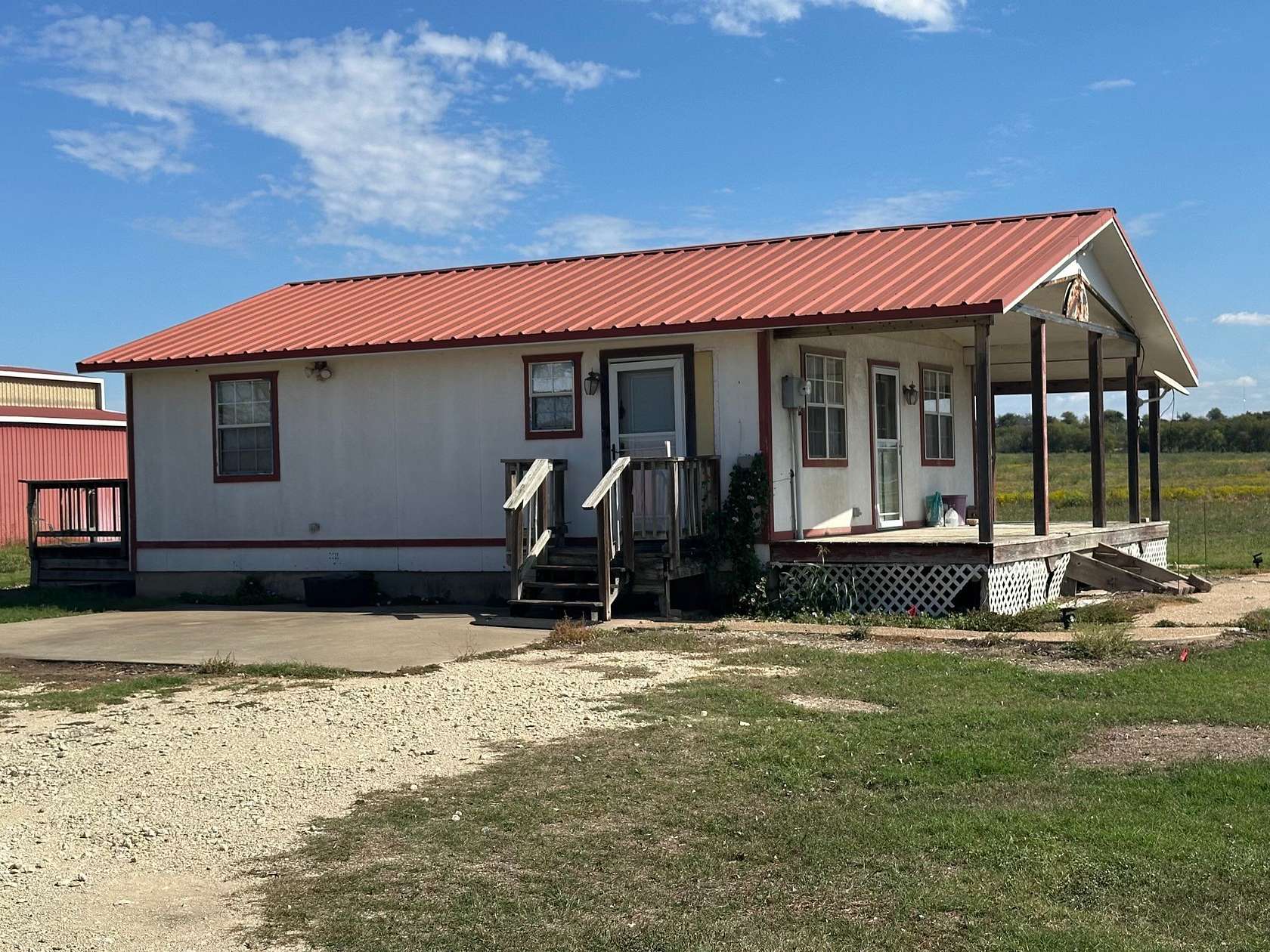 15.4 Acres of Land with Home for Sale in Moody, Texas