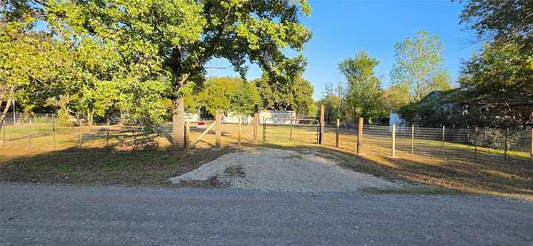 0.42 Acres of Residential Land for Sale in West Tawakoni, Texas