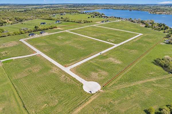 1 Acre of Residential Land for Sale in Waxahachie, Texas