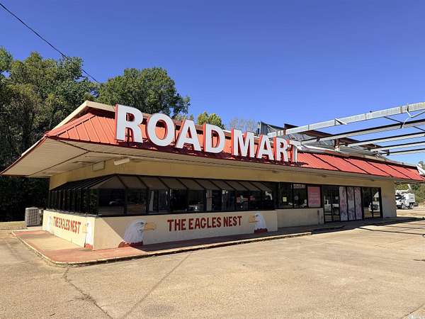 1.6 Acres of Improved Commercial Land for Sale in Crossett, Arkansas