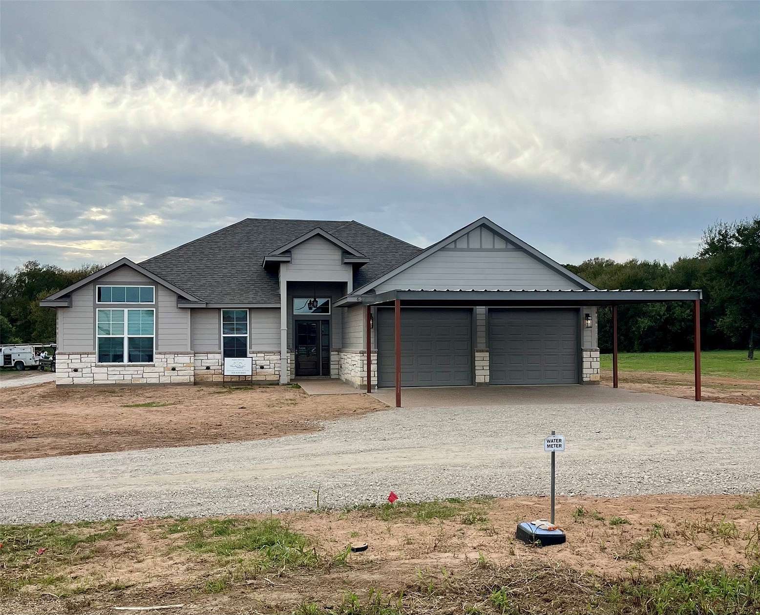 3.22 Acres of Land with Home for Sale in Lacy-Lakeview, Texas
