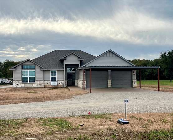 3.22 Acres of Land with Home for Sale in Lacy-Lakeview, Texas