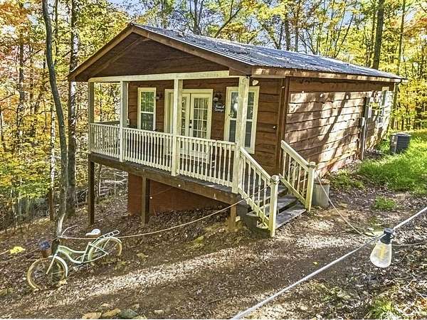 3 Acres of Land with Home for Sale in McCaysville, Georgia