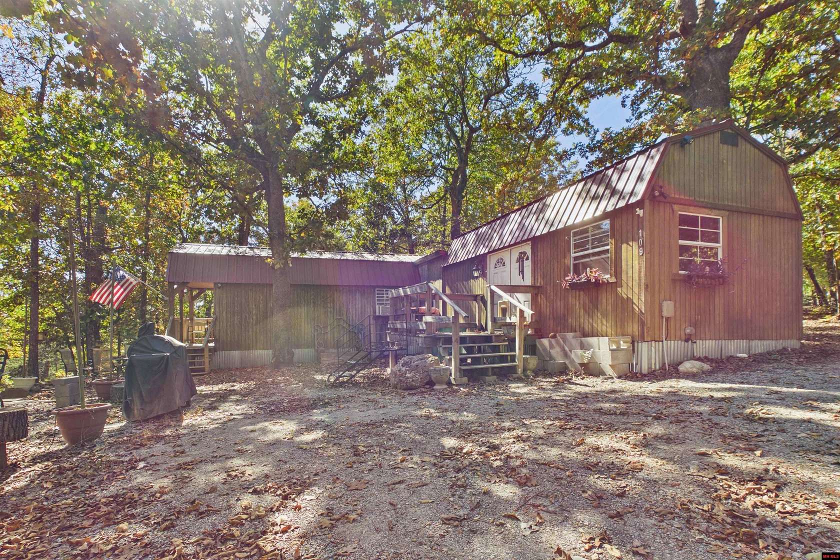 2.5 Acres of Land with Home for Sale in Henderson, Arkansas