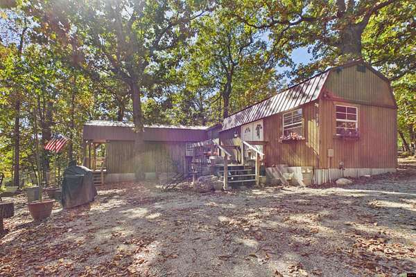 2.5 Acres of Land with Home for Sale in Henderson, Arkansas